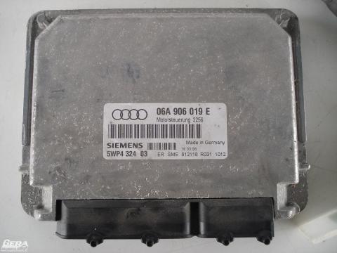 Audi A3 1.6 B motorvezérlő, immobiliser, 2 kulccsal,...