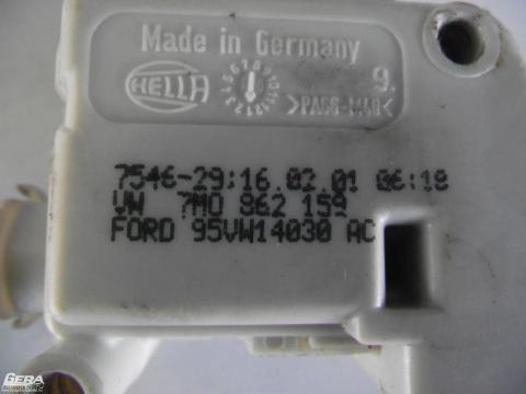 Ford Galaxy II csomagtérajtó központi zár motor!
