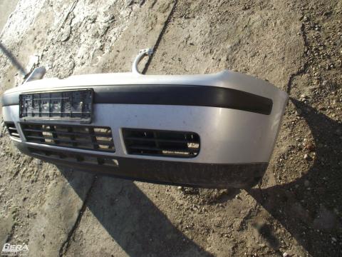 Volkswagen Golf IV első lökhárító! Ezüst színű!