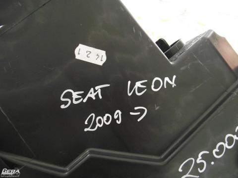 Seat Leon '09-' első lámpa (fényszóró)! Bal oldali! Valeo!