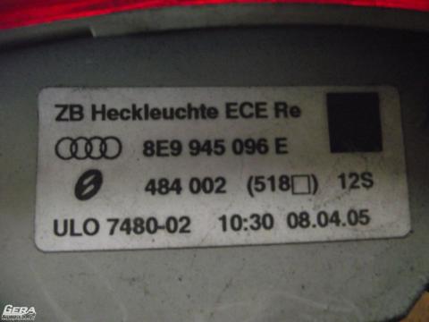 Audi A4 B7 8E '2006' kombi jobb hátsó lámpa! Sárvédőben lévő!