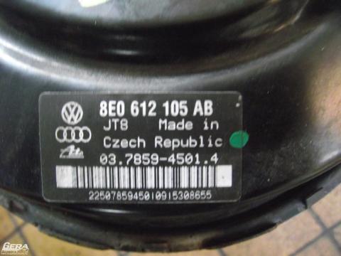 Audi A4 B7 8E &#039;2006&#039; 2.5 V6 Tdi devander, fékrásegítő!