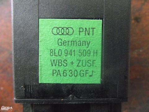 Audi A3 8L &#039;1998&#039; vészvillogó (elakadásjelző) kapcsoló!
