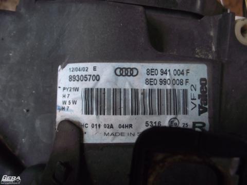 Audi A4 B6 jobb első lámpa (fényszóró)!
