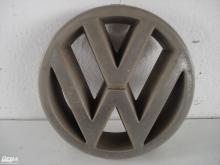 Volkswagen Golf III jel hűtőrácsba!