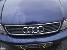 Audi A4 hűtőrács!