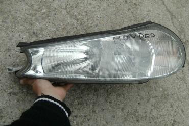 Ford Mondeo II &#039;96-00&#039; bal oldali fényszóró!Fényszóró ára a...