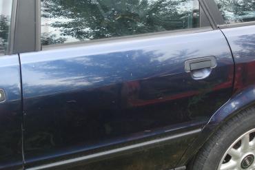 Audi 80 B4 Kombi kék bal hátsó ajtó! Az ár a csupasz lemezt...