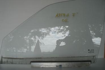 Opel Astra F 4 ajtós bal első fehér ablaküveg!