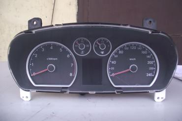 Hyundai i30 benzines, fordulatszámmérős kilóméteróra!