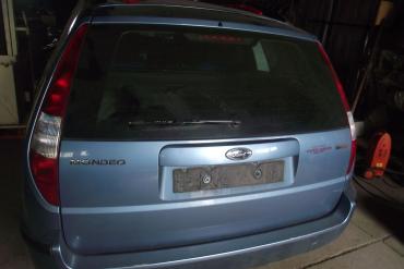 Ford Mondeo III 3 kombi csomagtérajtó! Kék színű! Az ajtó ára az...