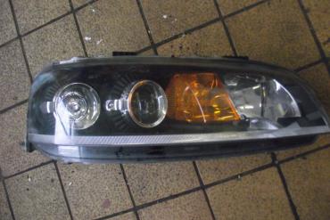 Fiat Punto II &#039;99-02&#039; jobb első lámpa, fényszóró! Nem ködlámpás!A...