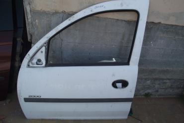 Opel Combo C bal első ajtó! Fehér színű! Az ajtó ára a csupasz...