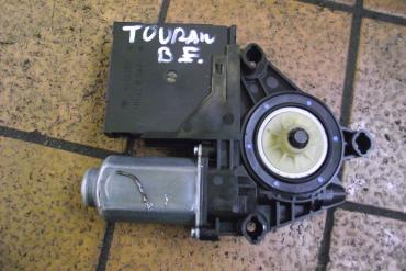 Volkswagen Touran &#039;2008&#039; bal első ablakemelő motor!