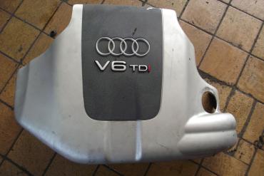 Audi A6 C5 2.5 V6 TDI motorburkolat!