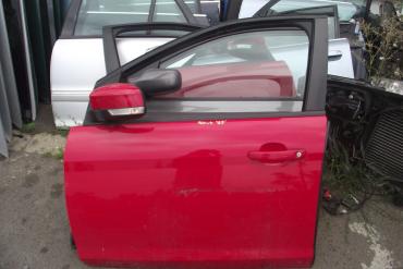 Ford Focus II &#039;2009&#039; bal első ajtó! Piros színű!  Az ár a csupasz...